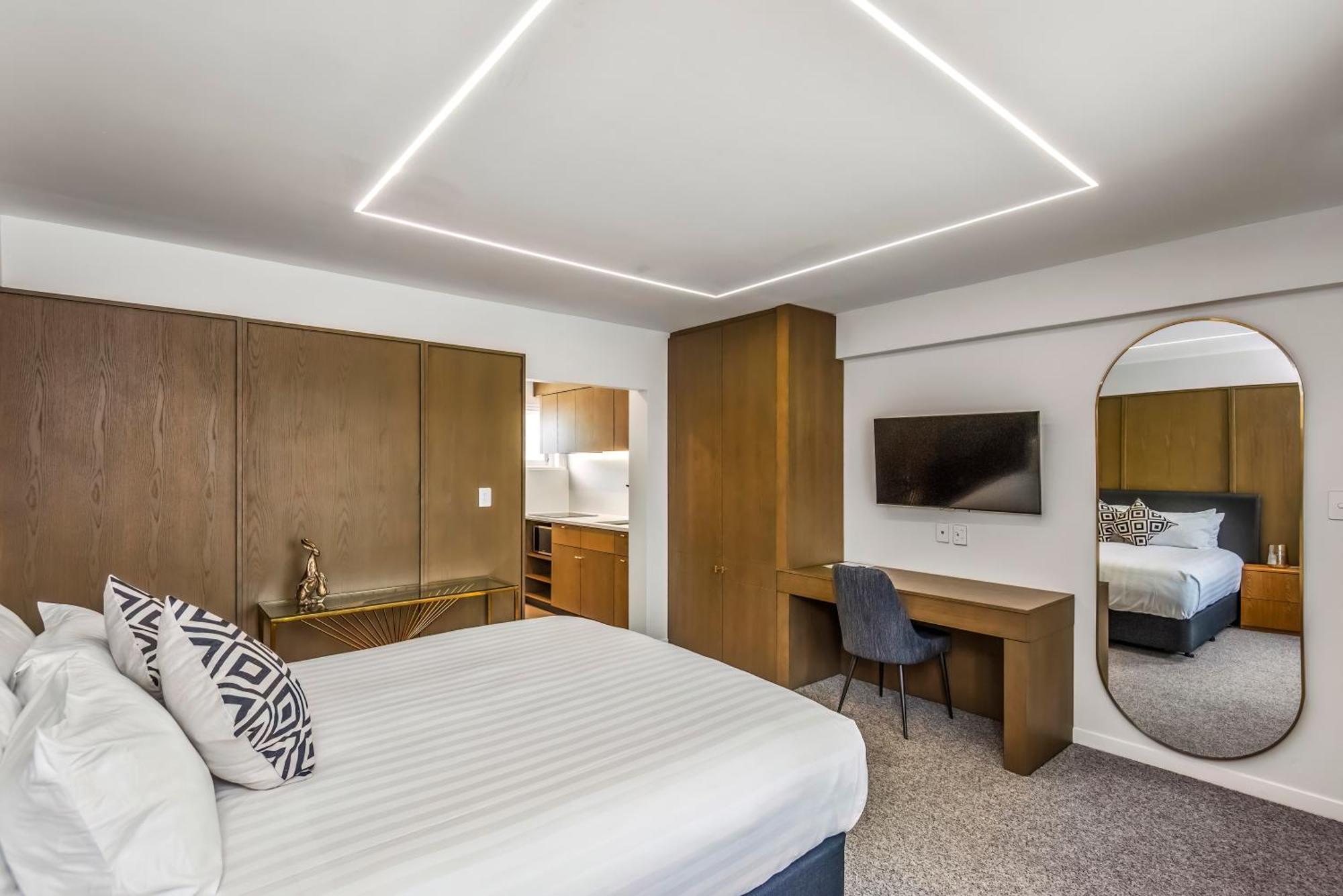Poenamo Hotel Auckland