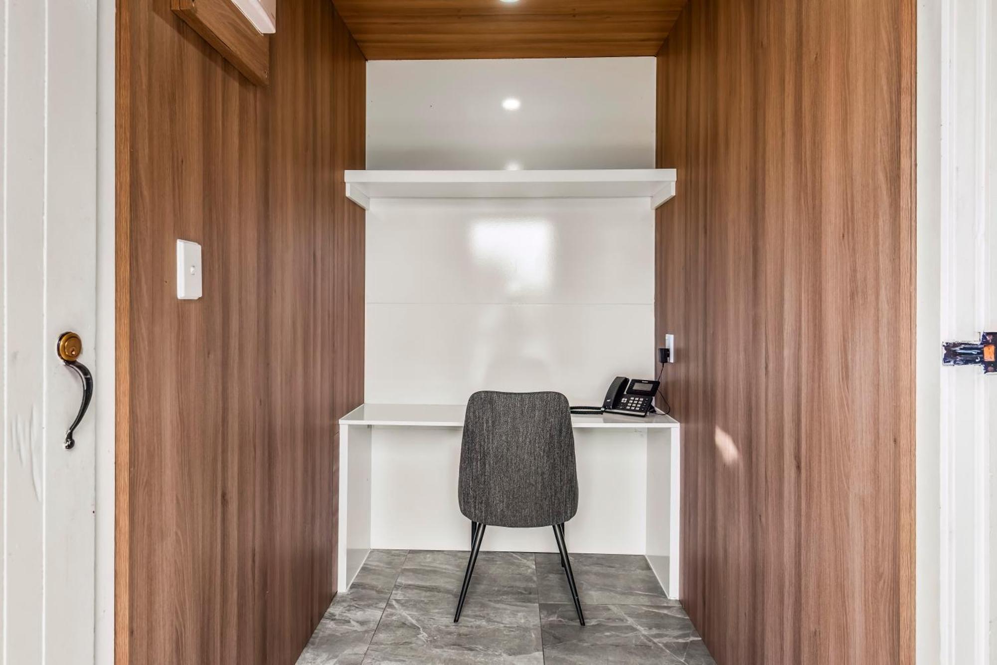 Hotel Poenamo Auckland