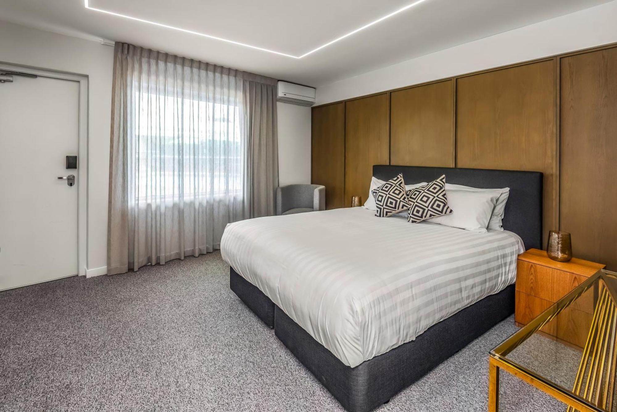 Poenamo Hotel Auckland