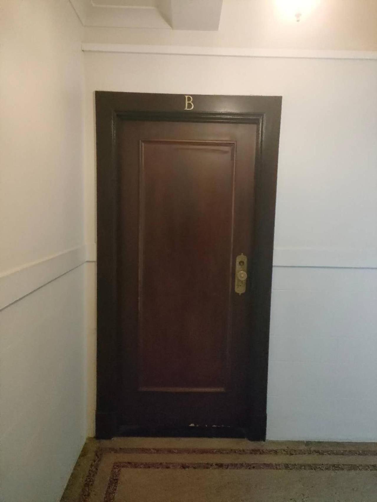 Apartment 6 Beds Including 4 Double Beds And 2 Single Sofa Beds In 1 Bedroom And 1 Living *