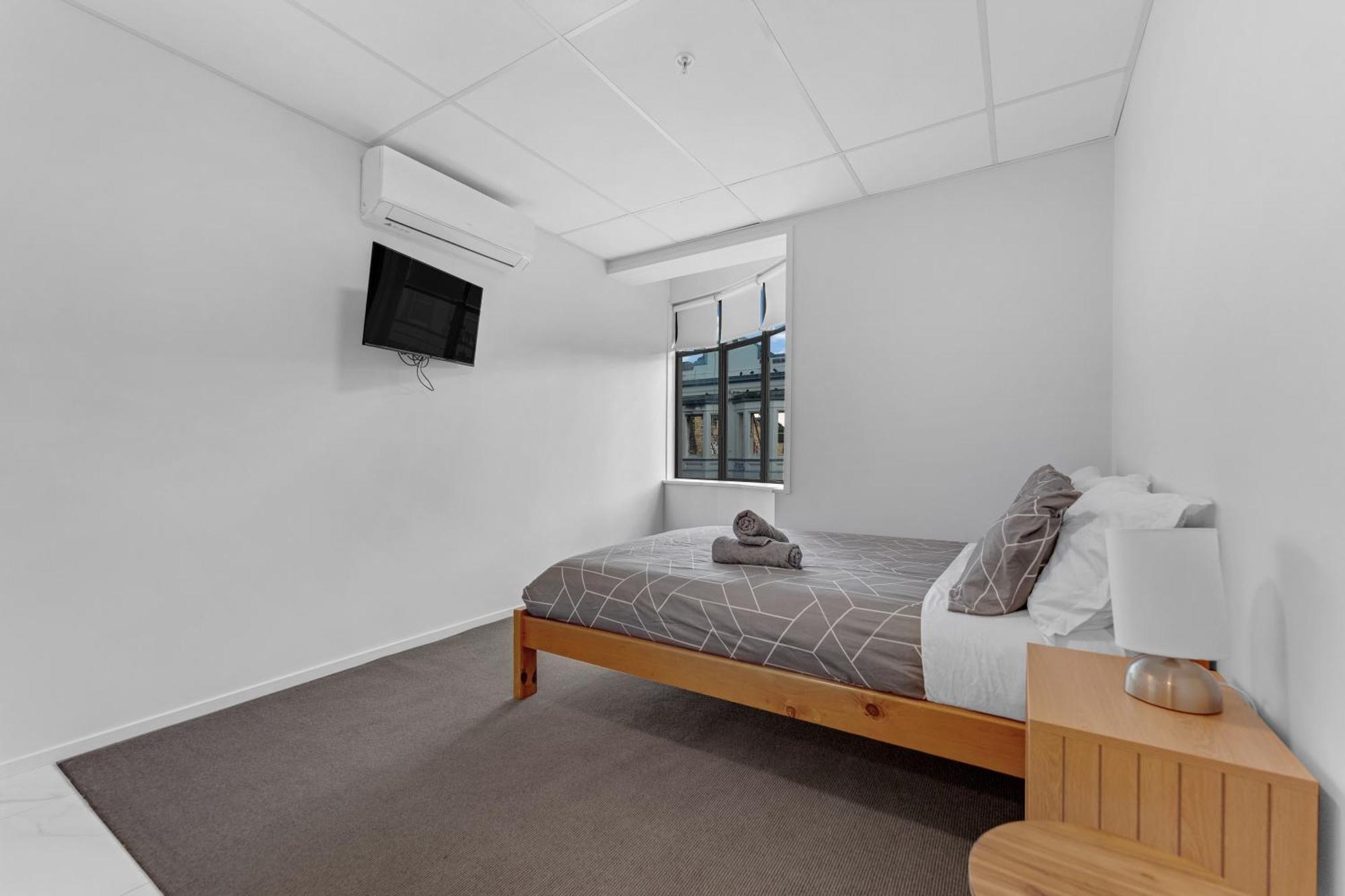 Onehunga Capsule hotel *
