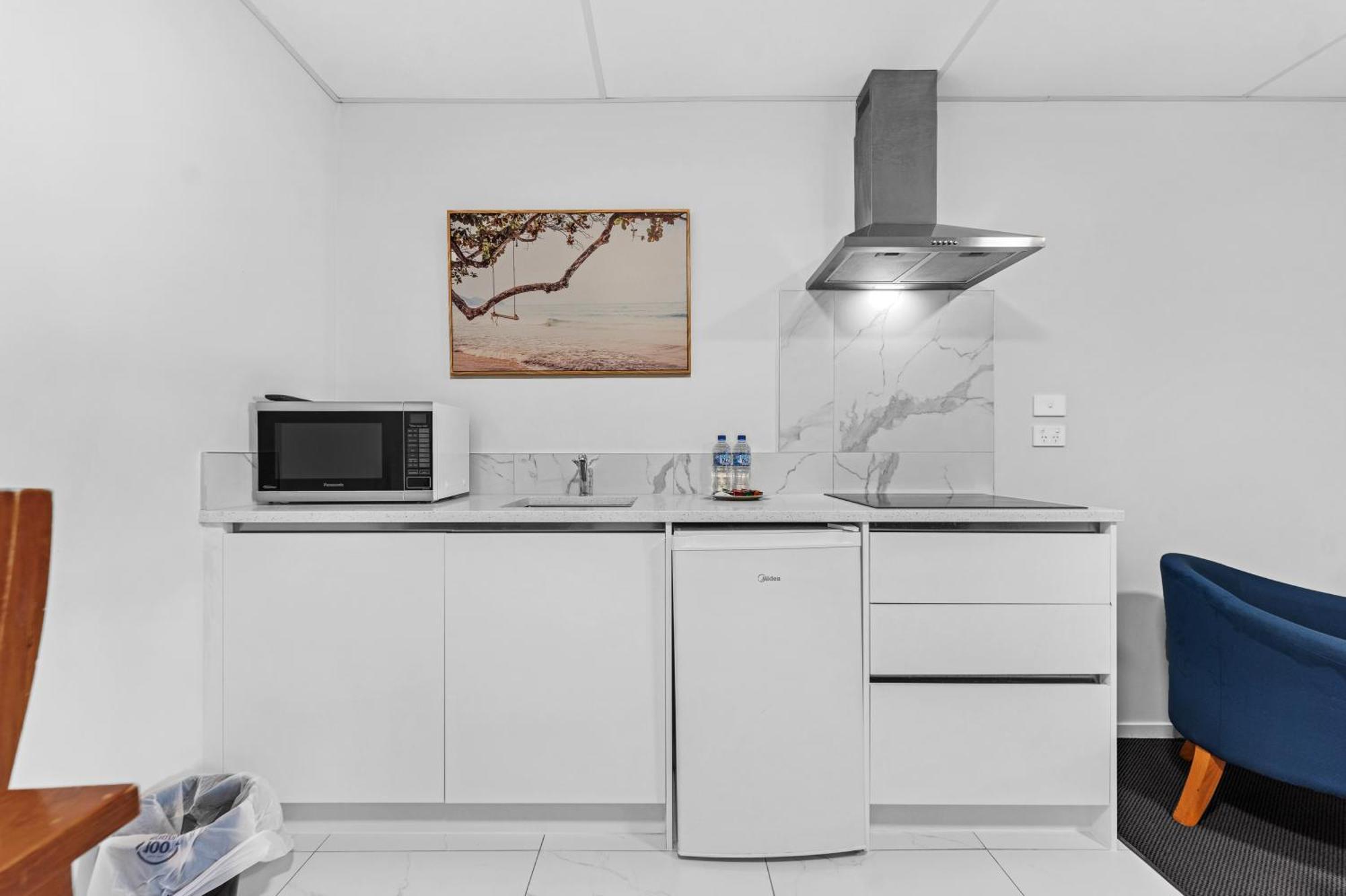 Capsule hotel Onehunga