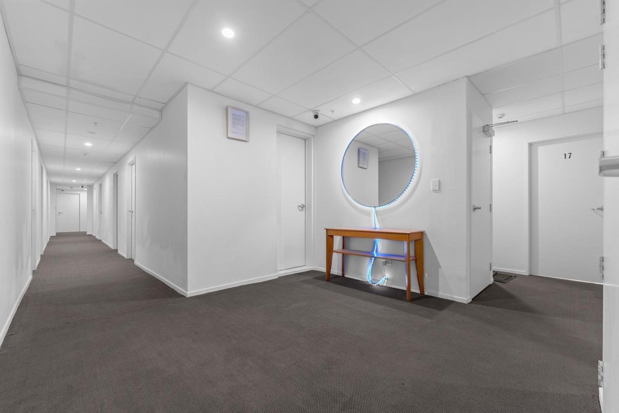 Capsule hotel Onehunga *