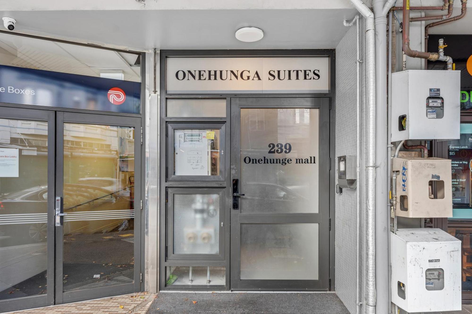 Onehunga * Auckland