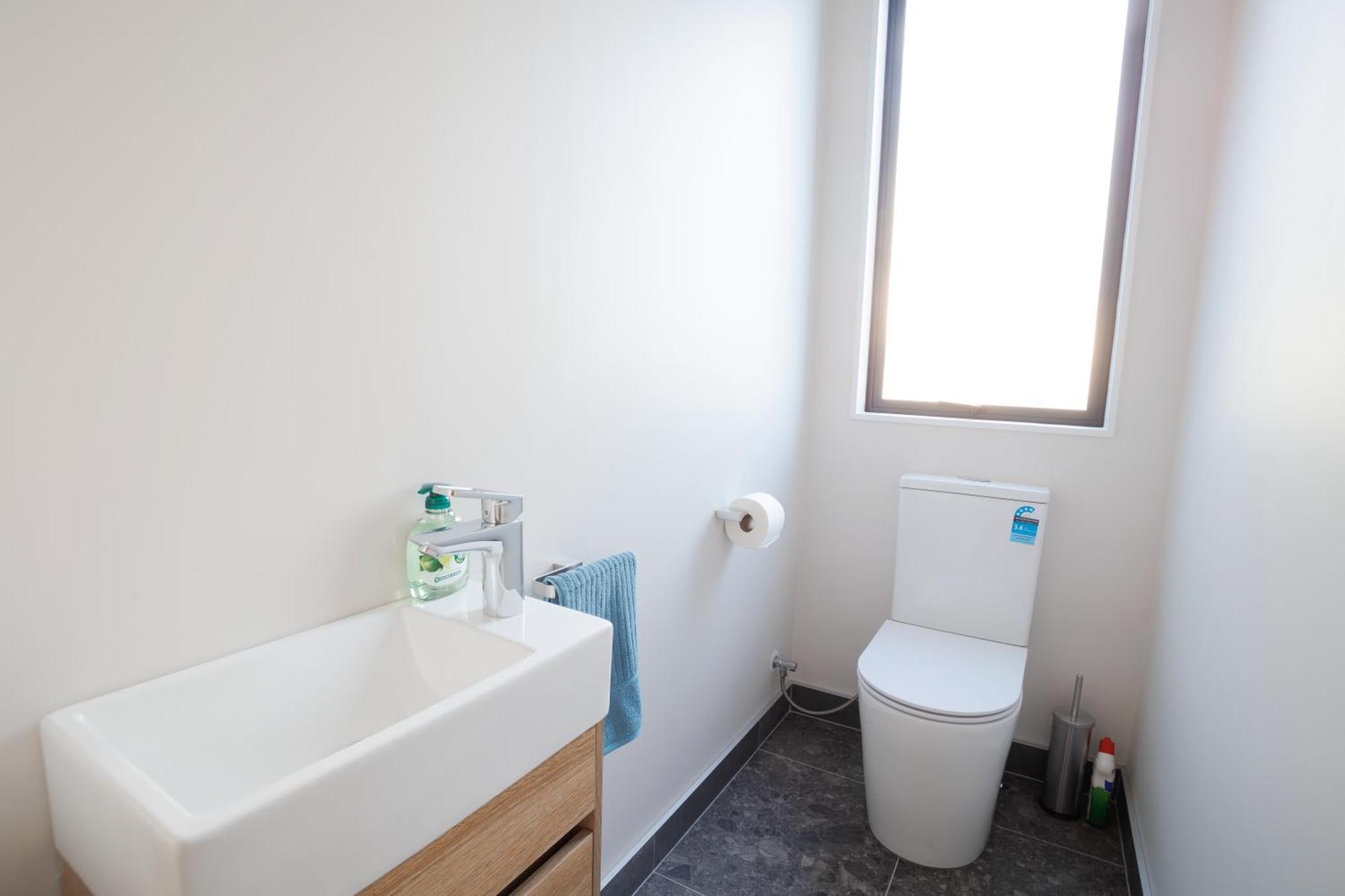 Villa Zen Style 3 Bedrooms Near School, Shop And Eateries *
