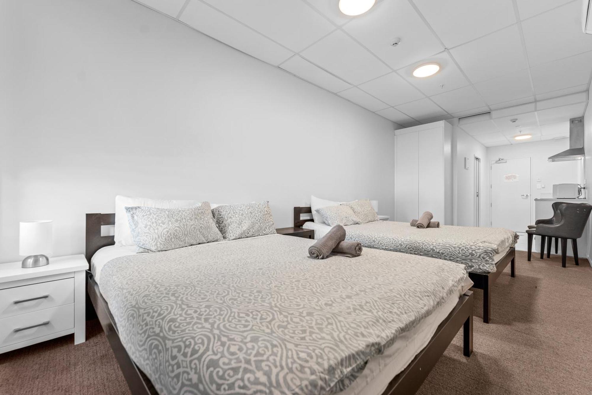 Capsule hotel Onehunga *