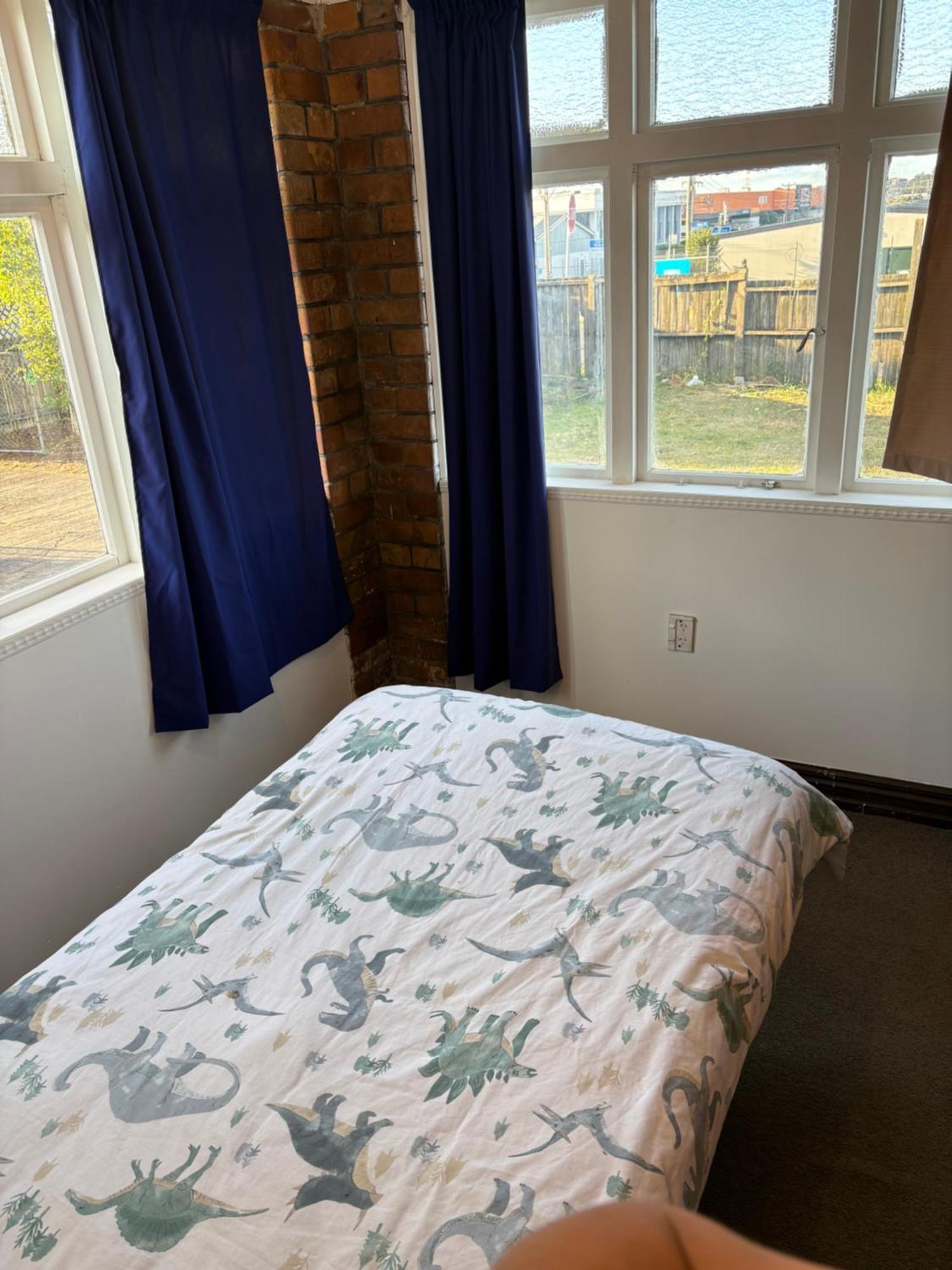Cheap In New Lynn * Auckland