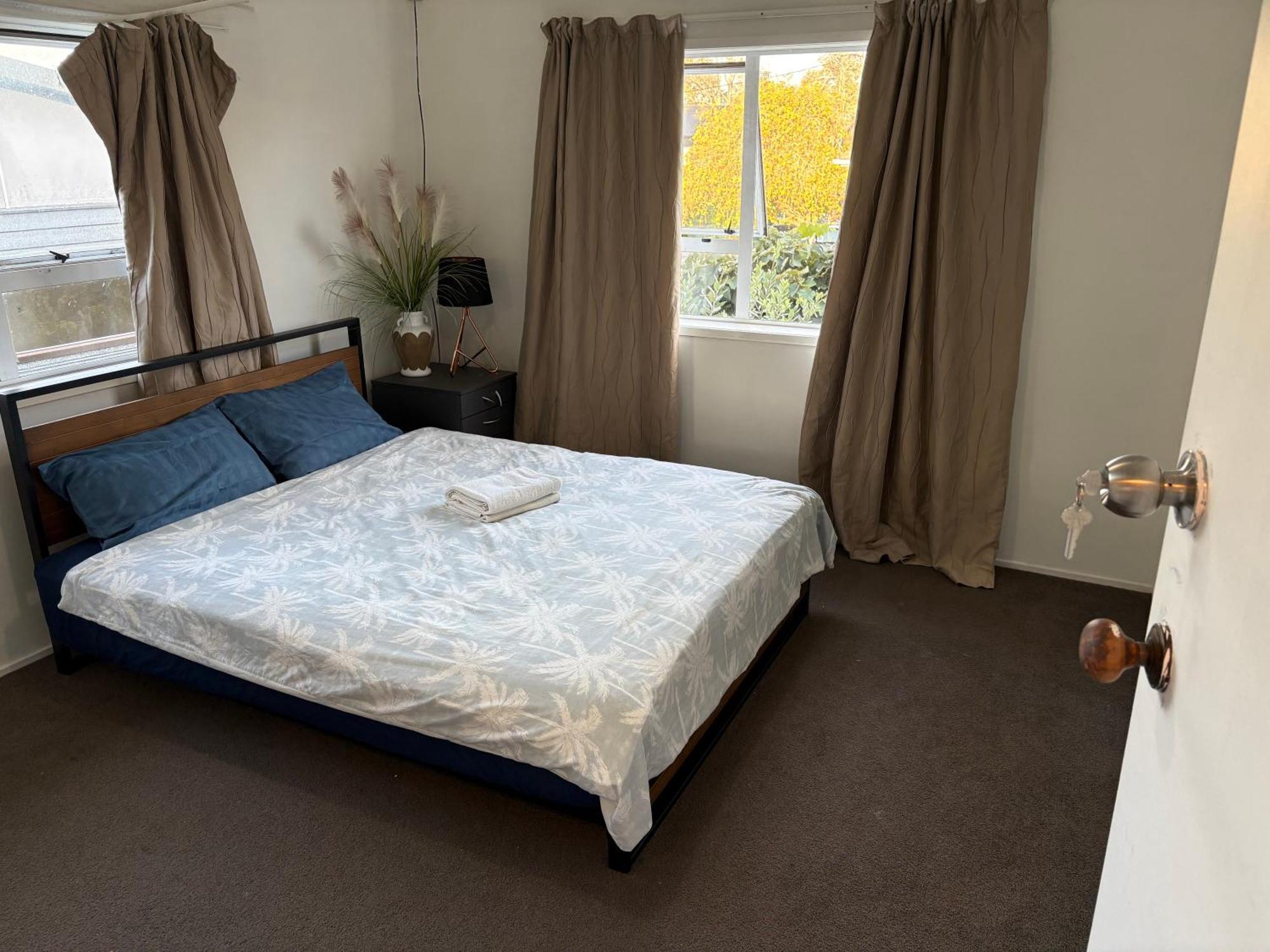 Cheap In New Lynn * Auckland