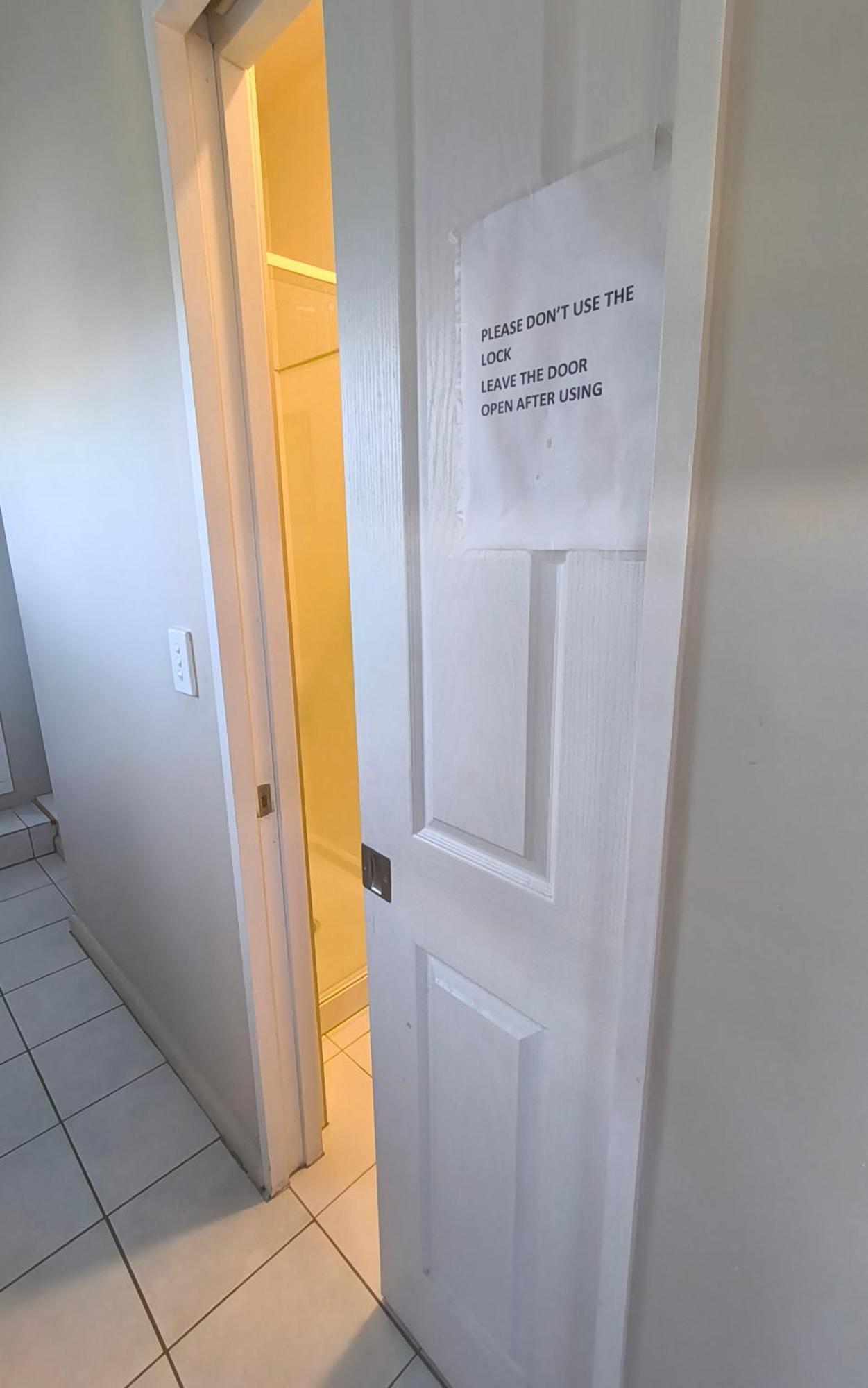 Small Private Self-contained Unit Guest house Auckland
