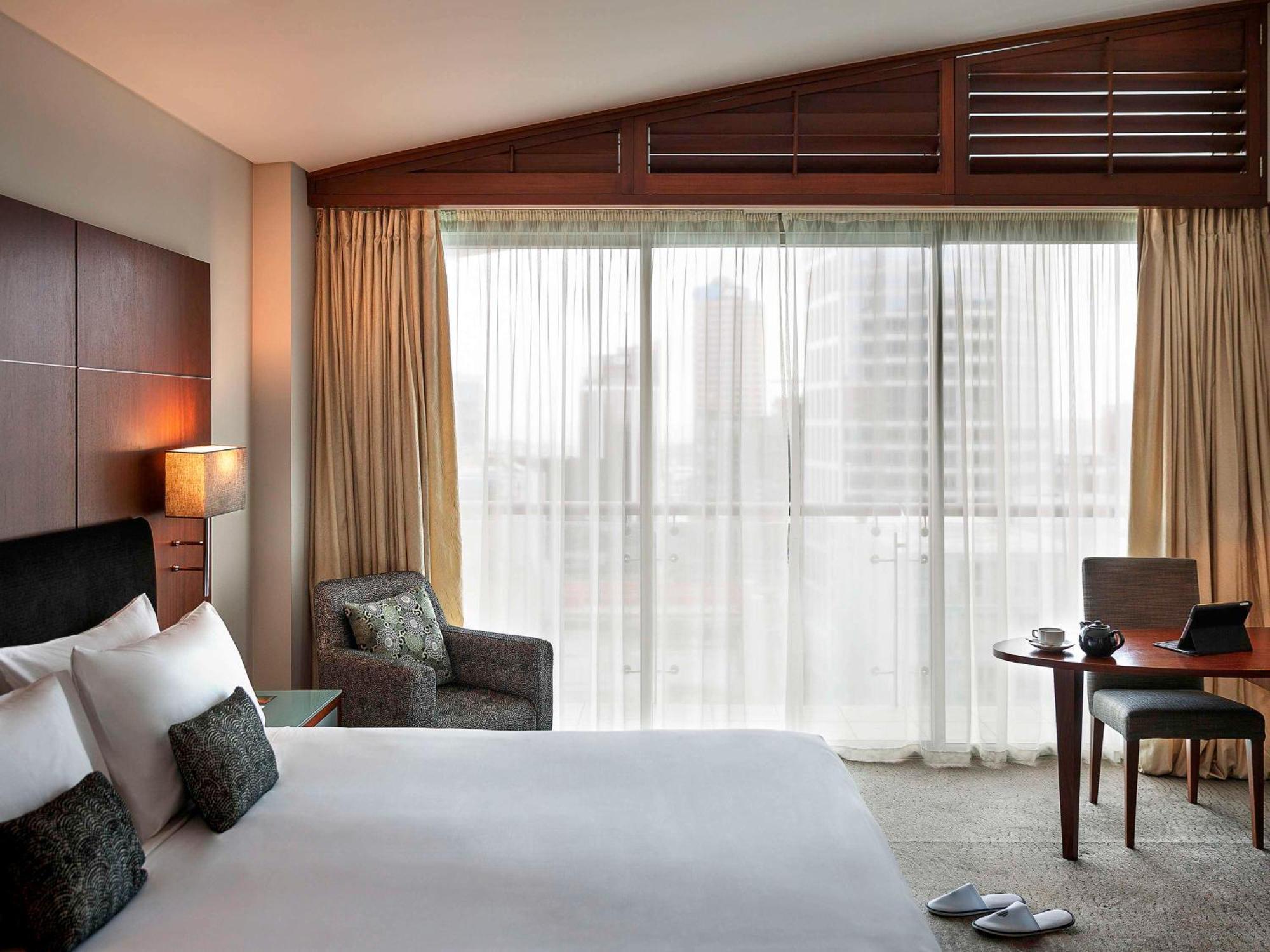 Pullman & 5* Auckland