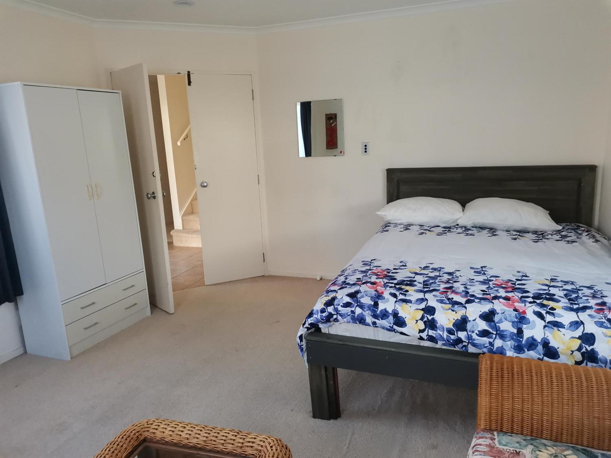 Half Moon Bay Etire House East Holiday home
