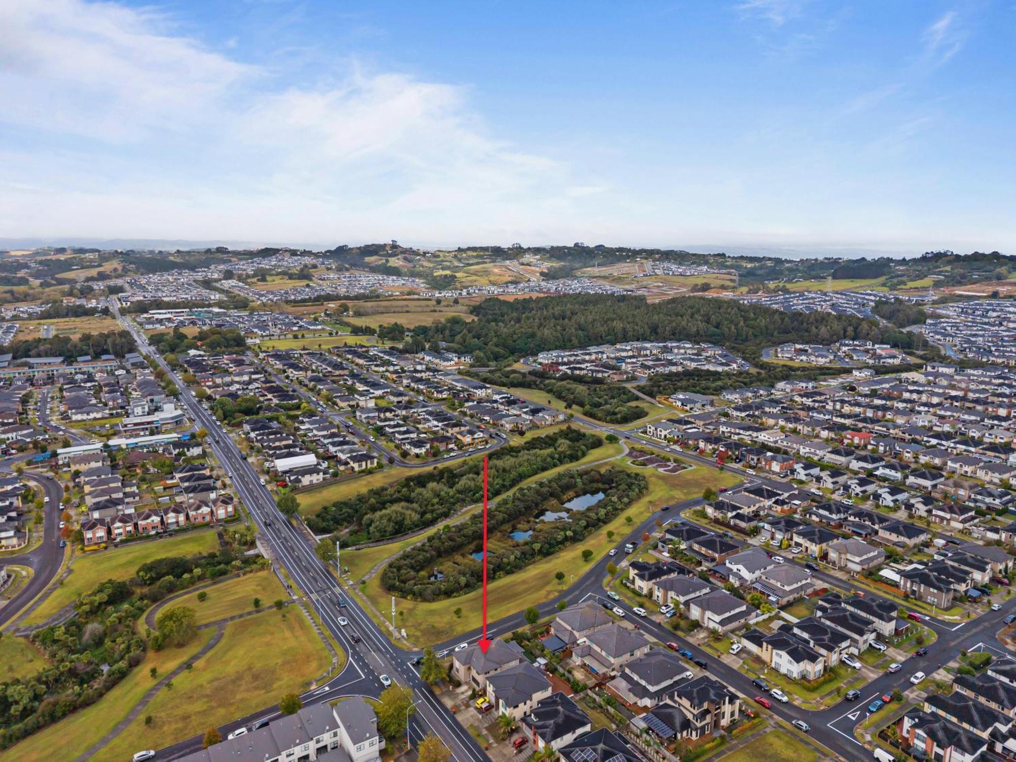 Flat Bush - * Auckland