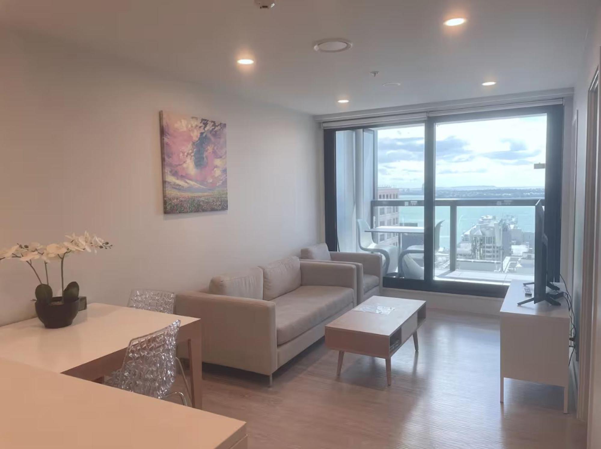 Apartment 180 Degrees Seaview And Harbor View 2 Bedroom *