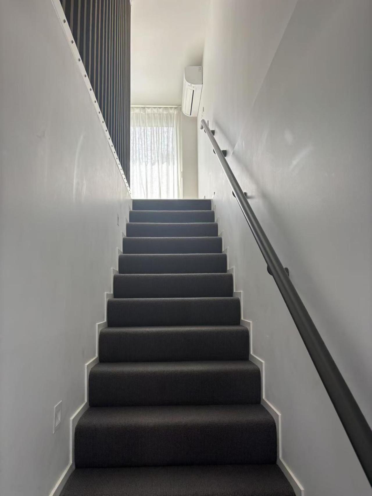 Apartment Epsom Tidy House