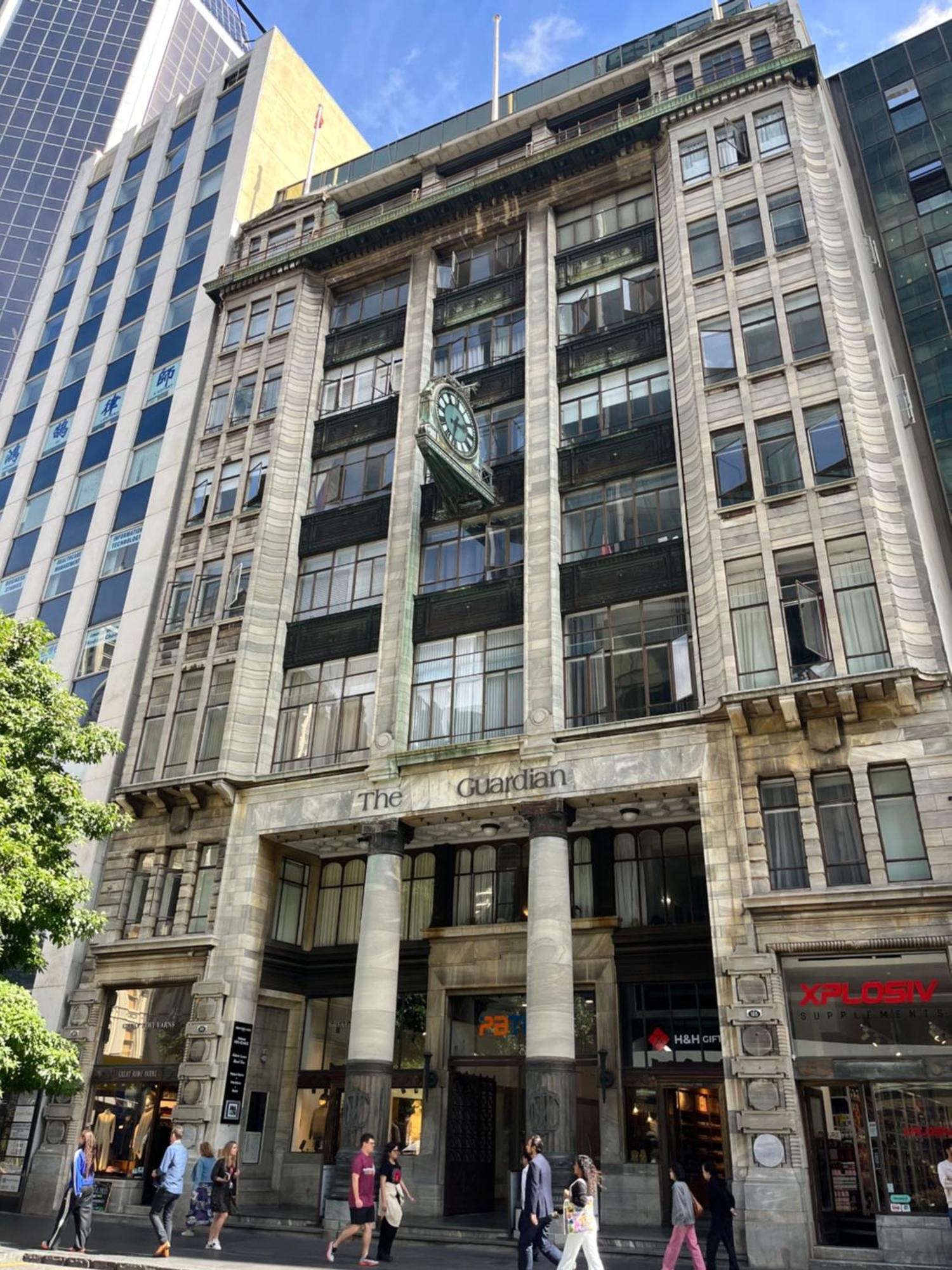 Apartment Vintage Meets Vogue, Cbd