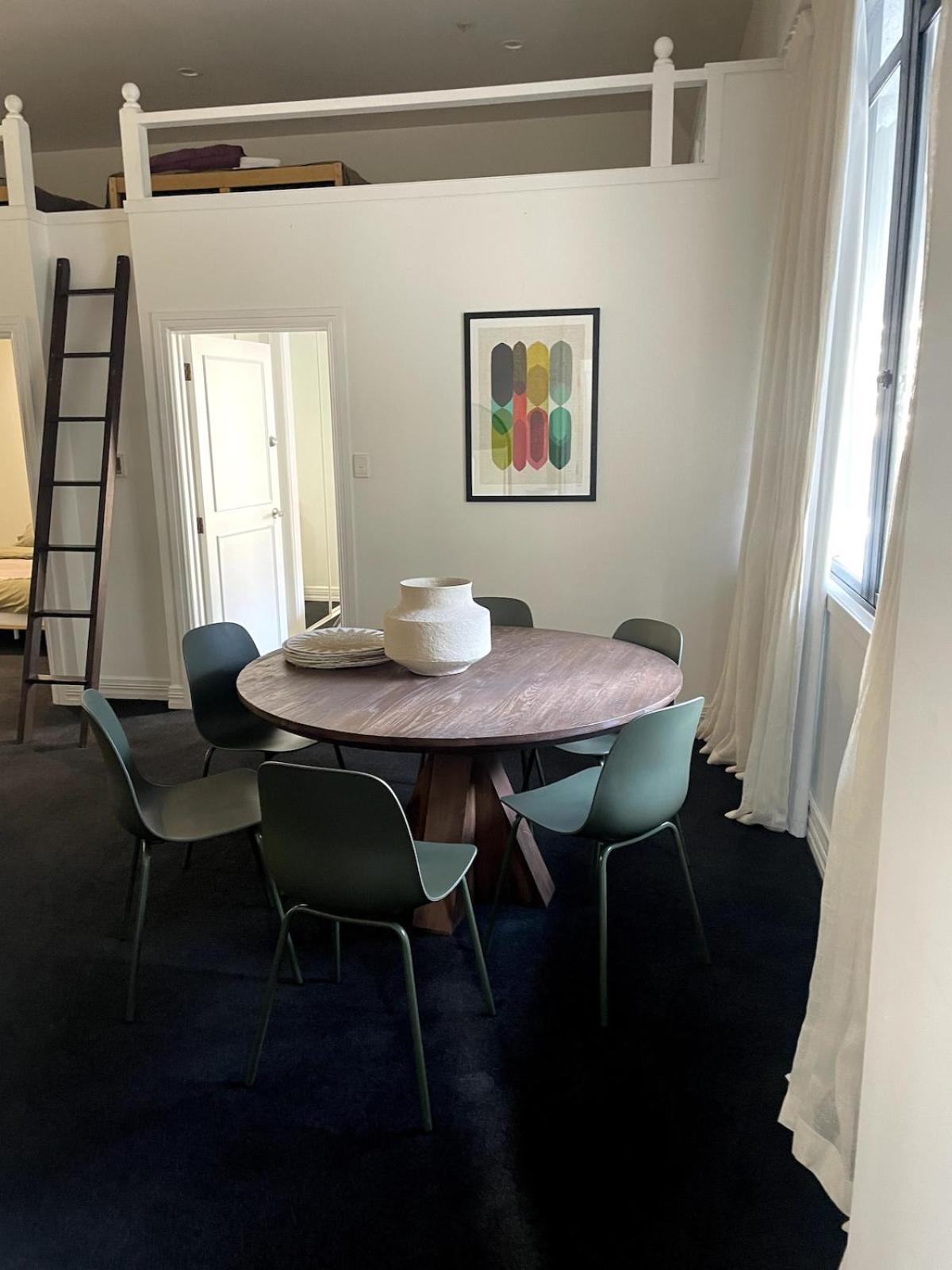 Apartment Escape By The Harbour *