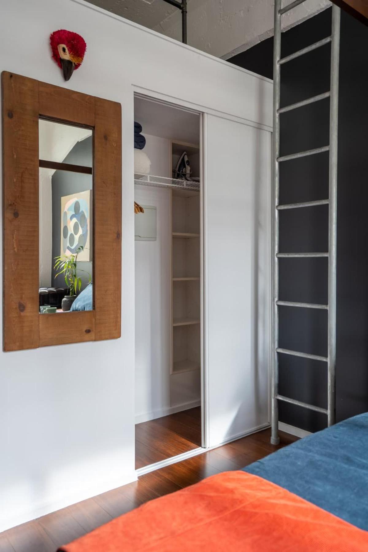 Cosy Cbd Loft Walk To Sights Dining & Shopping Apartment