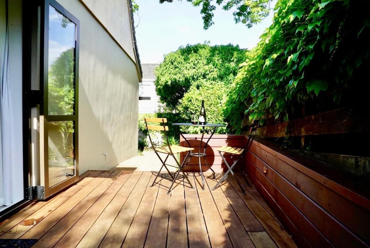 Mahoe Gardens - Self Contained Apartment *