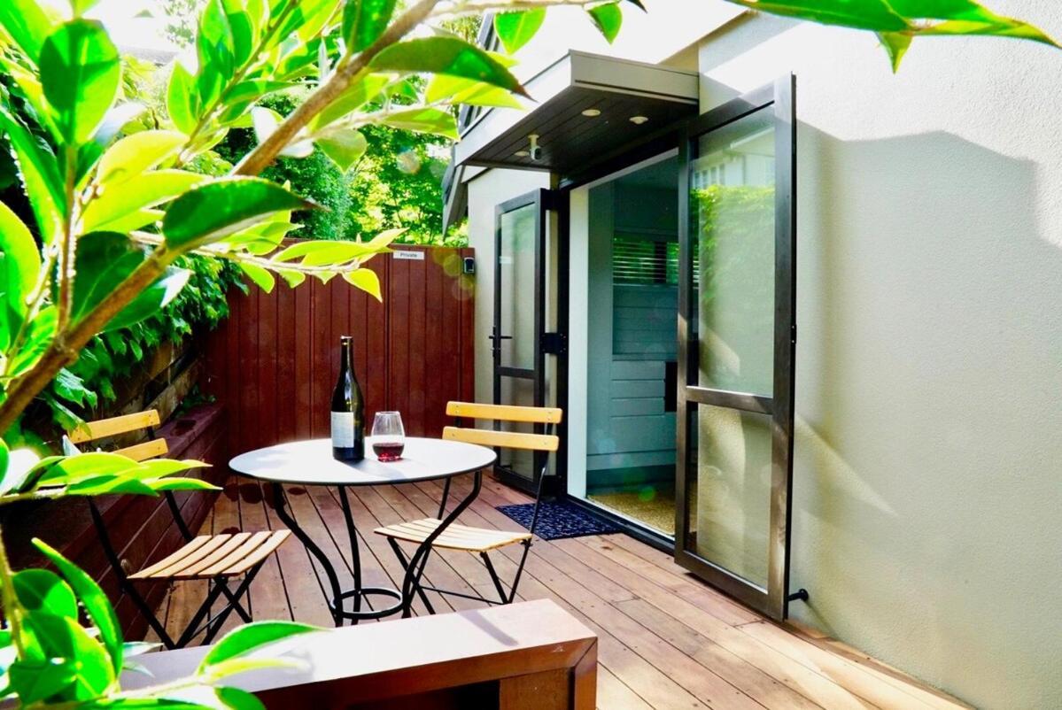 Mahoe Gardens - Self Contained * Auckland