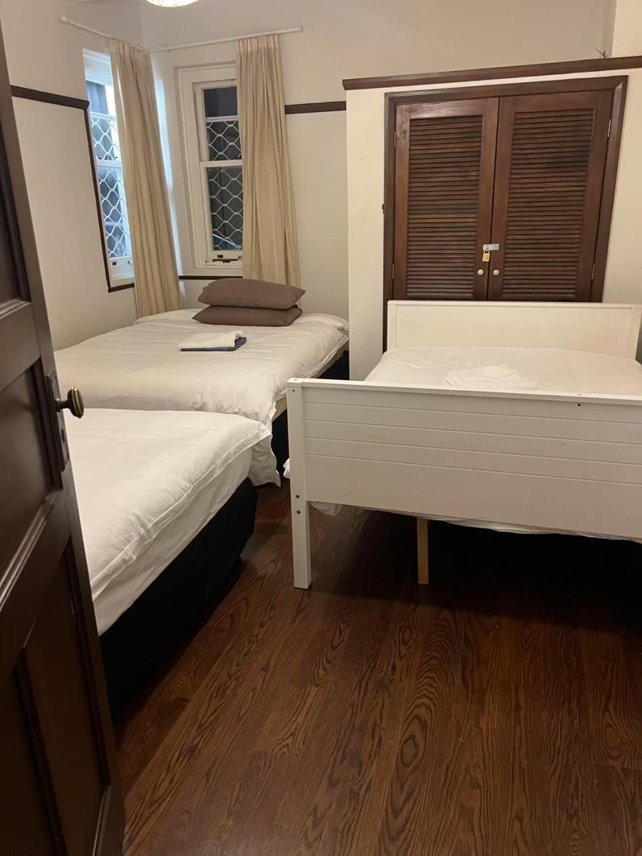 6 Beds Including 4 Double Beds And 2 Single Sofa Beds In 1 Bedroom And 1 Living *