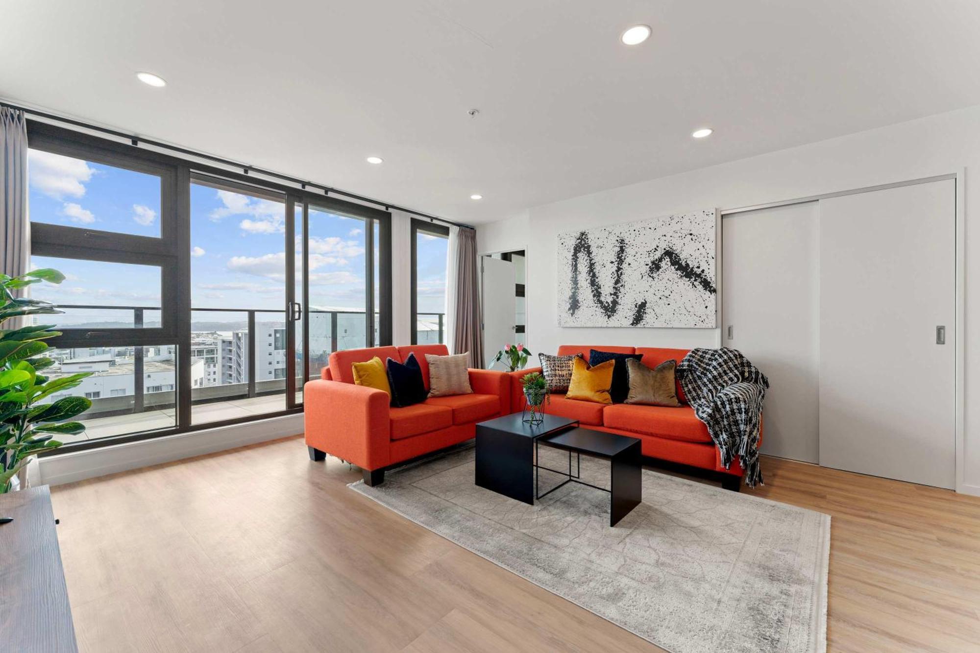 Modern Penthouse 3 Bed & 2 Bath-skytower View-pool Apartment Auckland