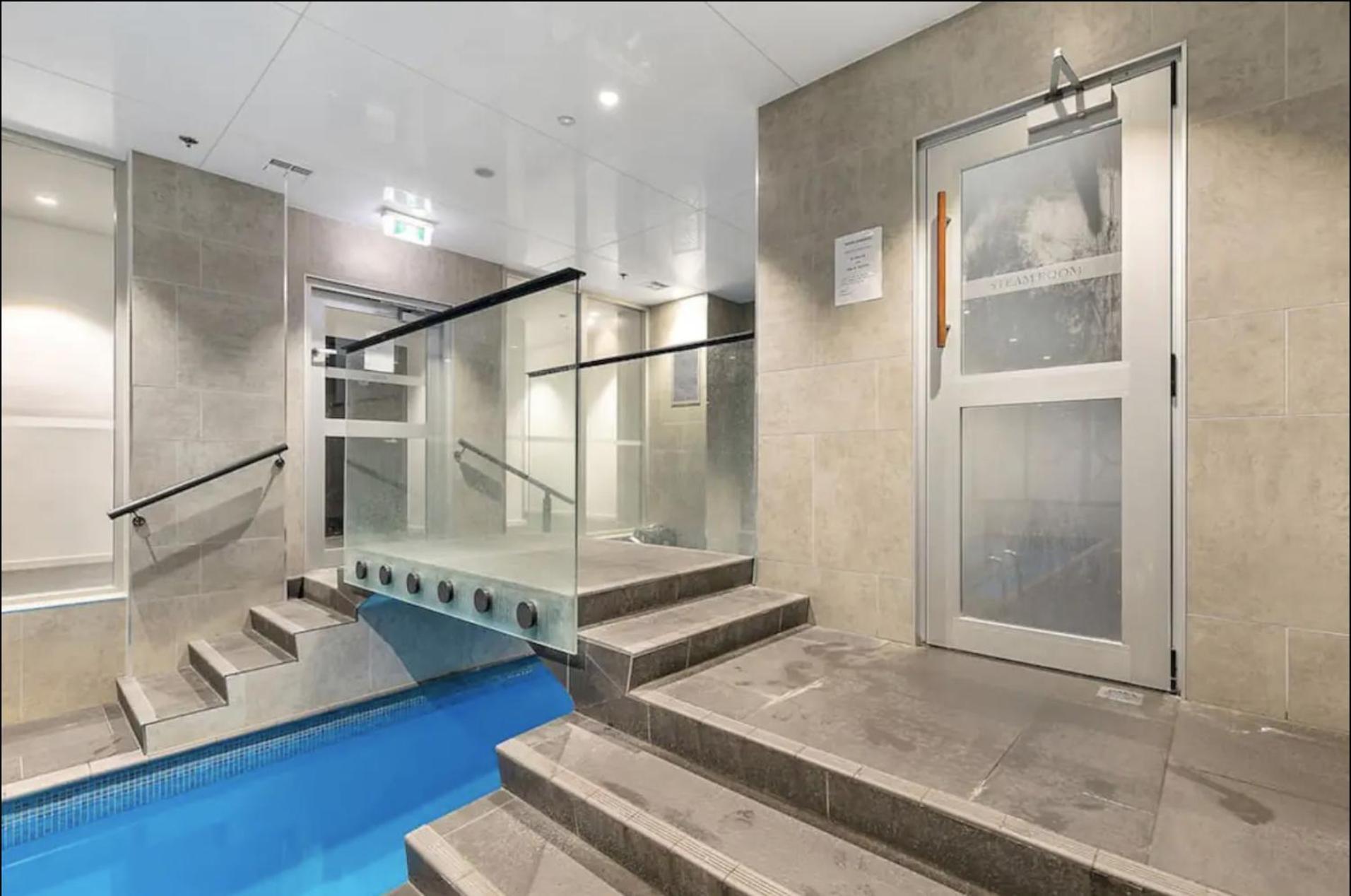 Stunning 3 Bedroom Penthouse In Cbd Apartment Auckland