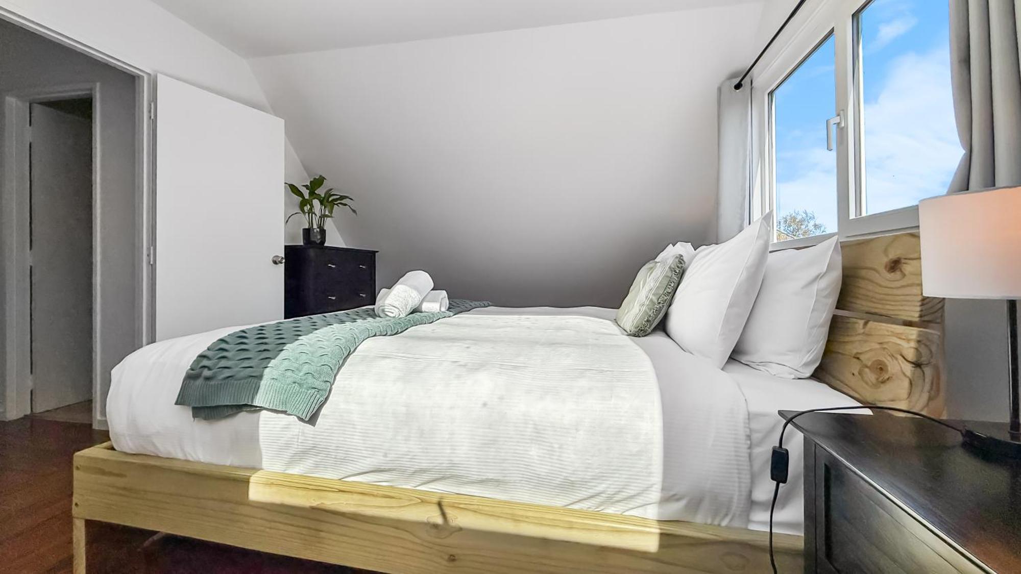 Villa Avondale Retreat L Serene 3-bed L Views Auckland