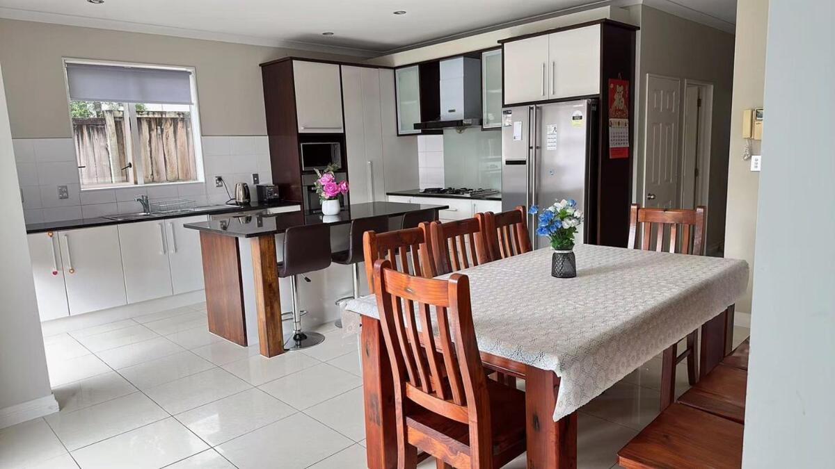 Villa Stylish 5 Bedroom *