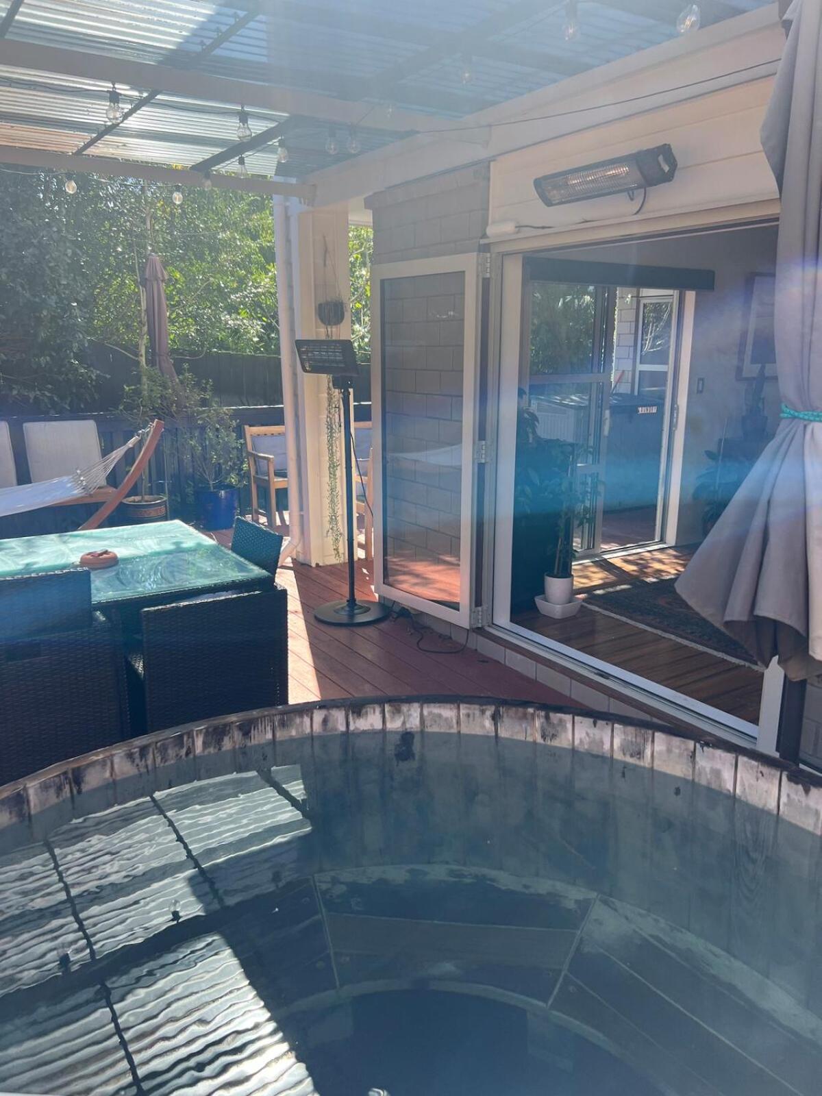 Blockhouse Bay Beauty Holiday home Auckland