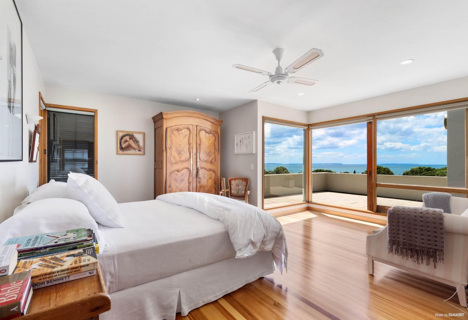 House Near With Pool And Holiday home Auckland