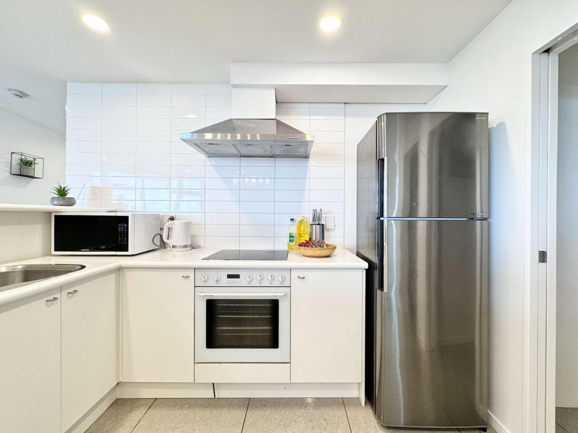 Free Parking Spacious 2br Walk To Sky Tower *