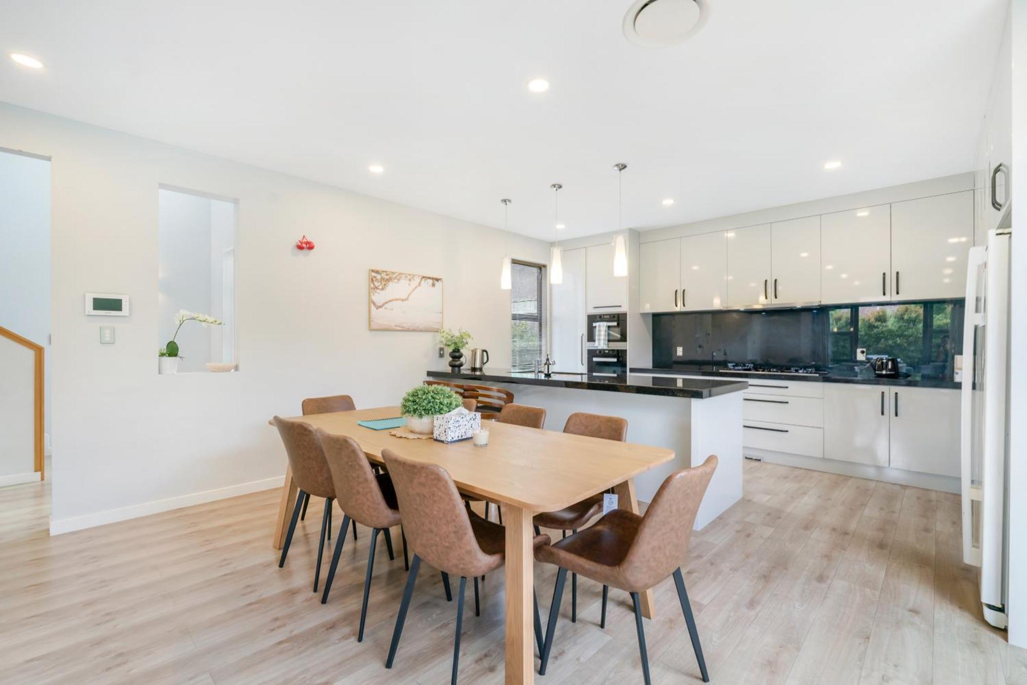 Family Spacious Takapuna Parking Netflix Auckland