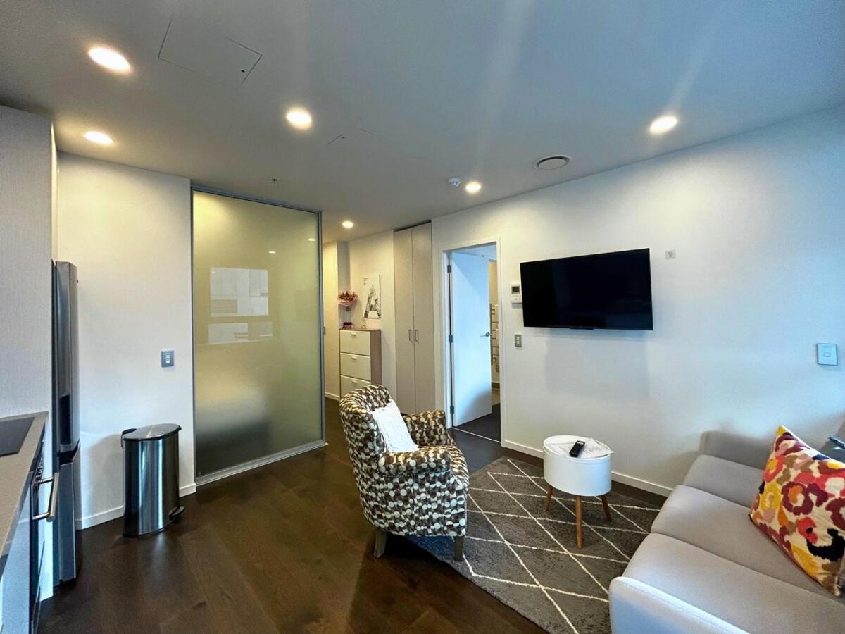 Beautiful W Sea View Apartment Auckland