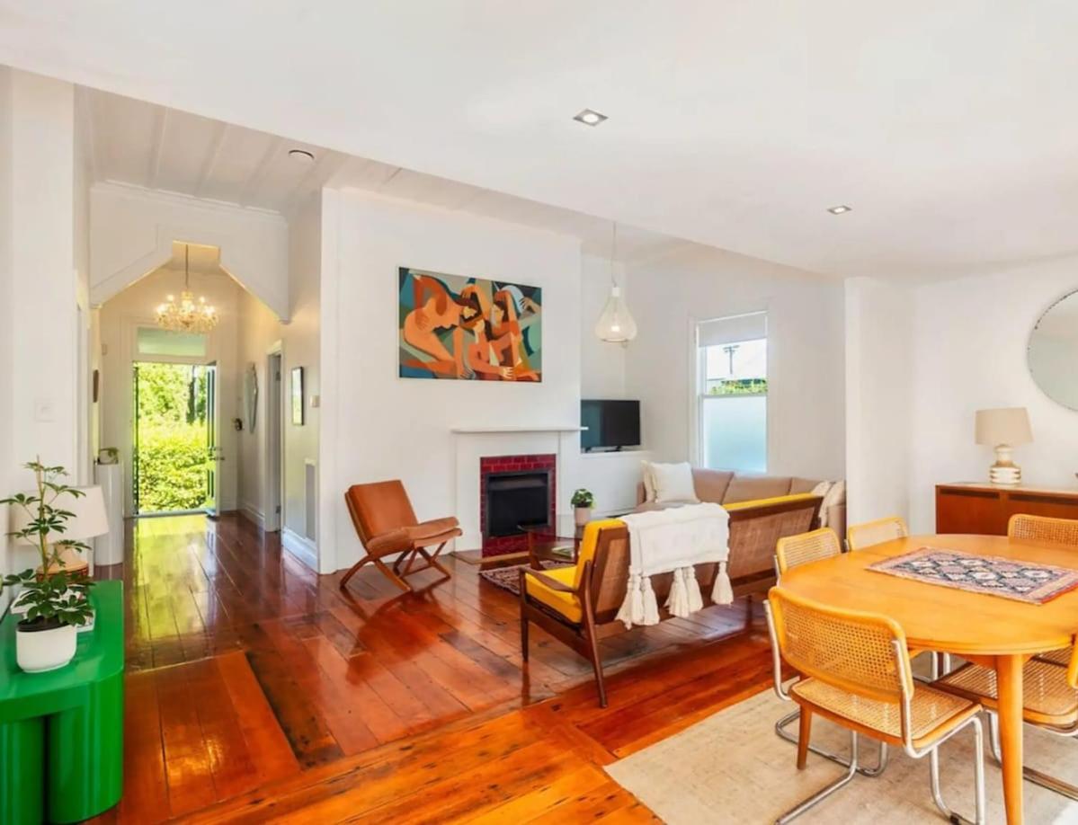 Garden Walk To Kingsland And Eden Park *