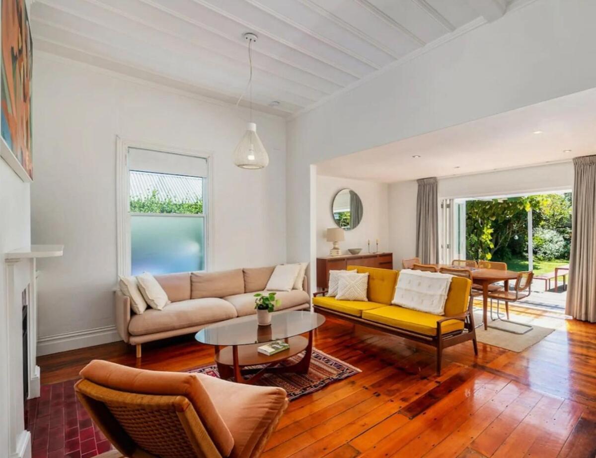 Garden Walk To Kingsland And Eden Park * Auckland