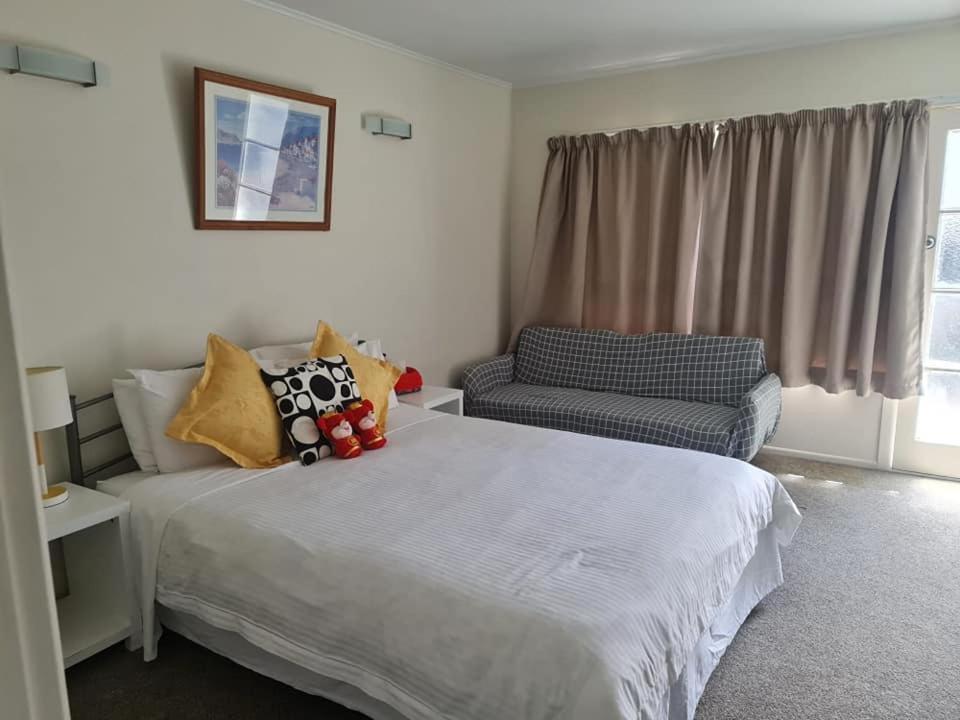 Apartment Sunny Private In Epsom