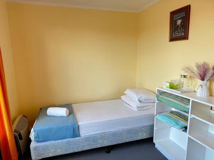 Private In Grey Lynn Homestay
