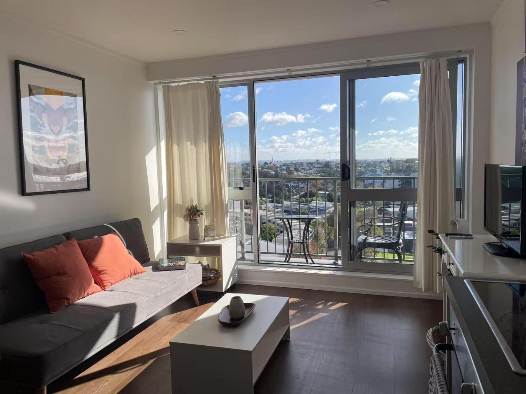 Apartment Arthur House 2 Bedrooms Balcony Good View Wifi Easy Parking Auckland