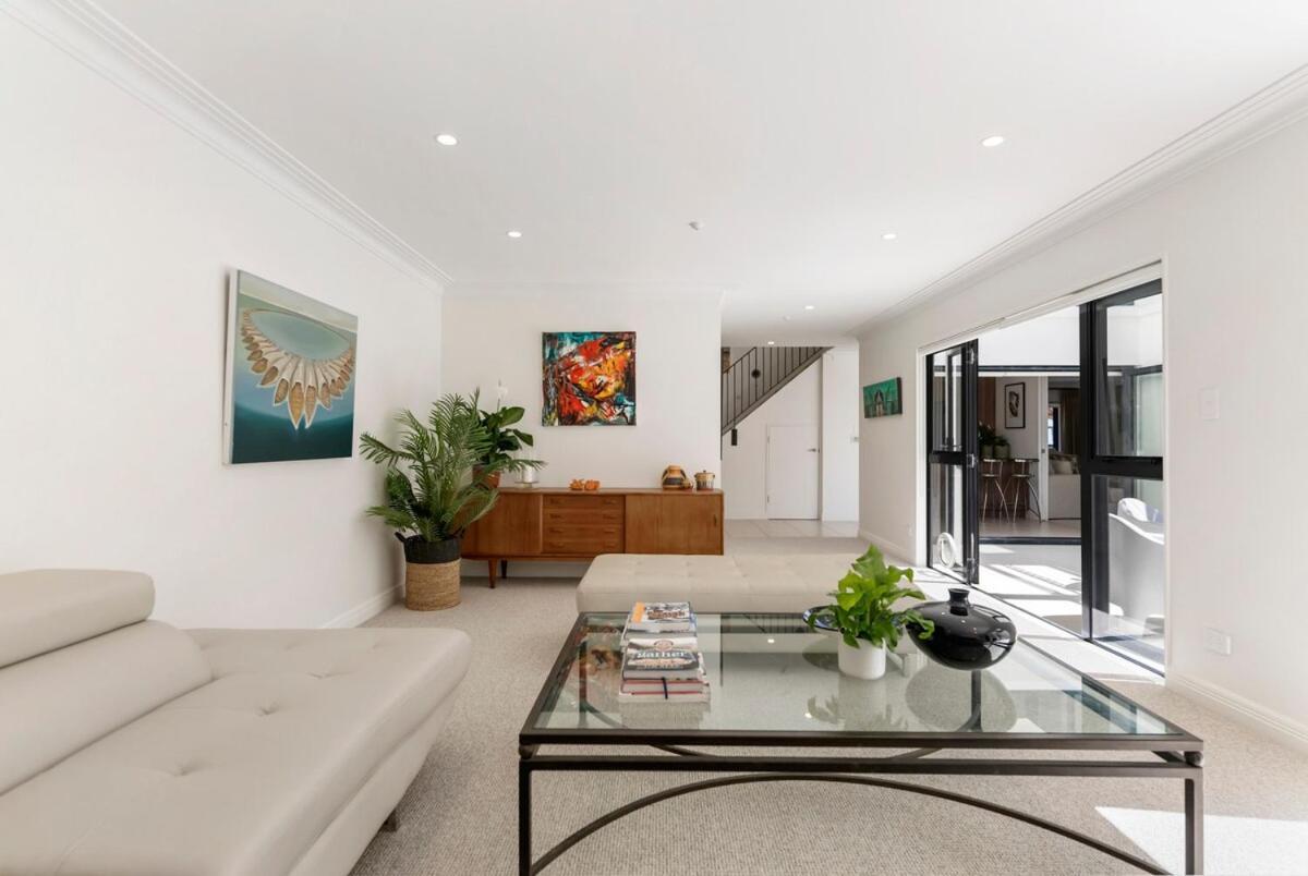 Coastal Chic - Luxury At The * Auckland