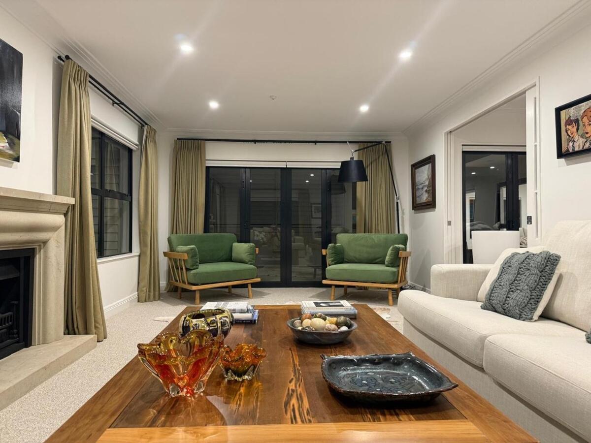 Coastal Chic - Luxury At The * Auckland