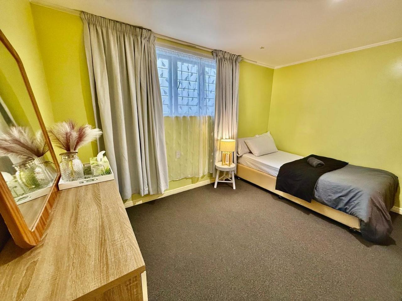 Homestay Private In Grey Lynn *