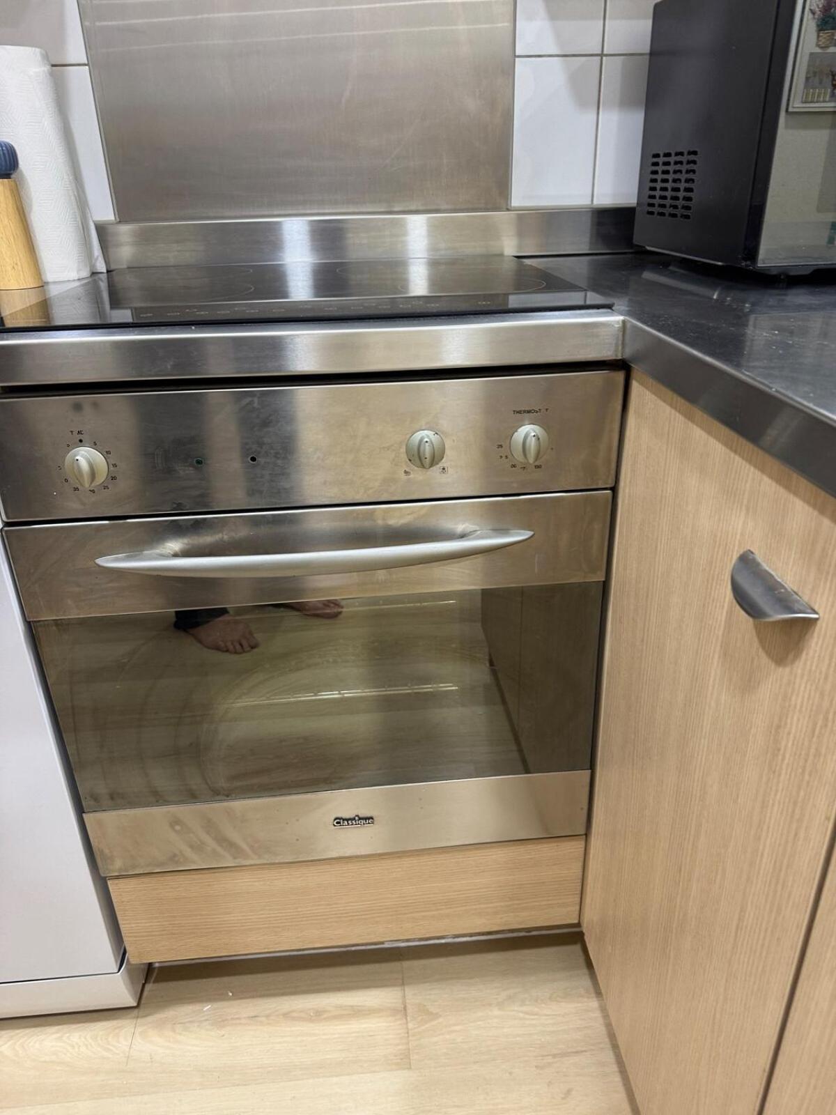 Luxury Penthouse 2 Bd 2 Bth 2 Carparks Pool Apartment
