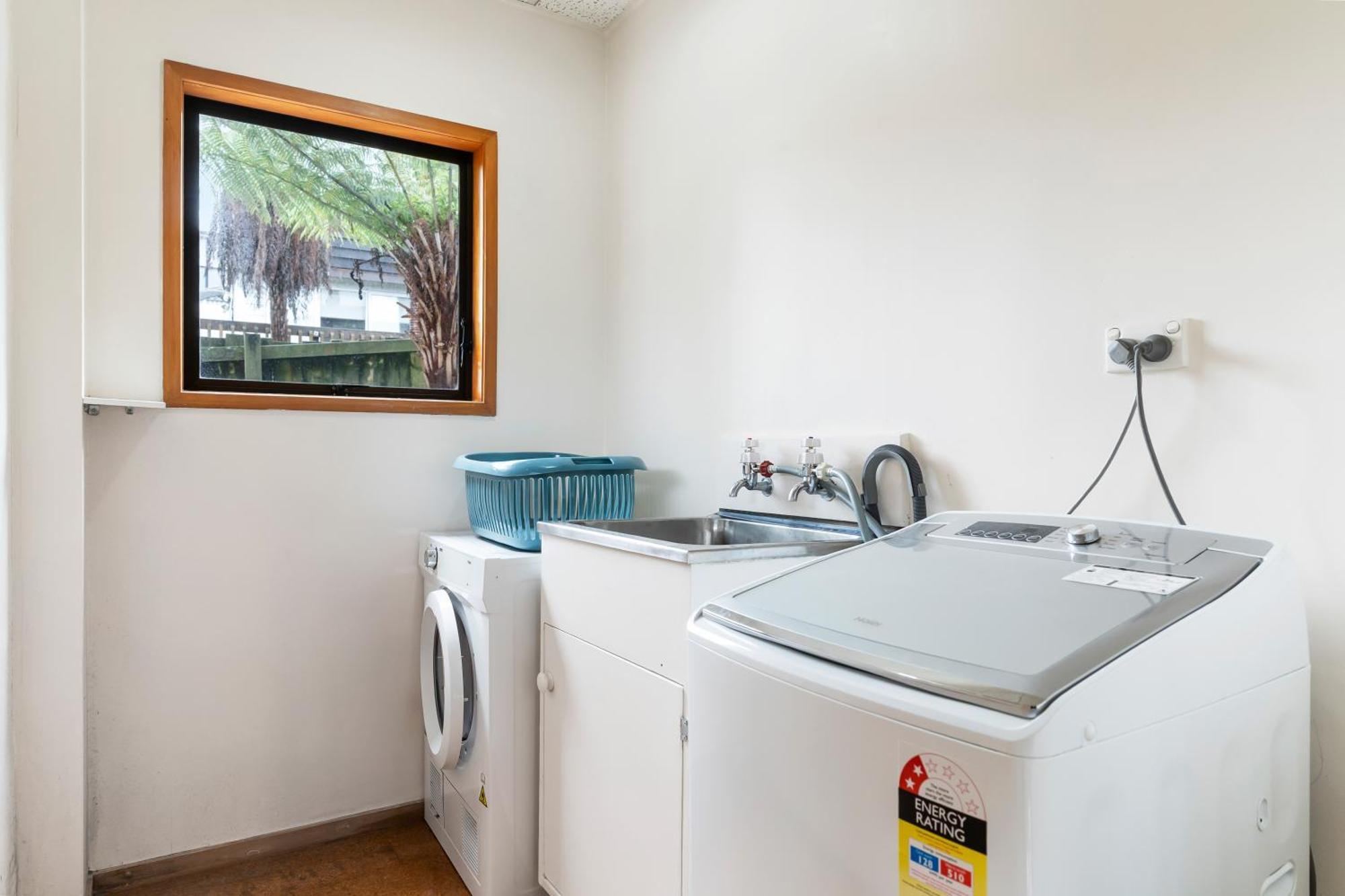 Waiake Family Retreat - Holiday home Auckland