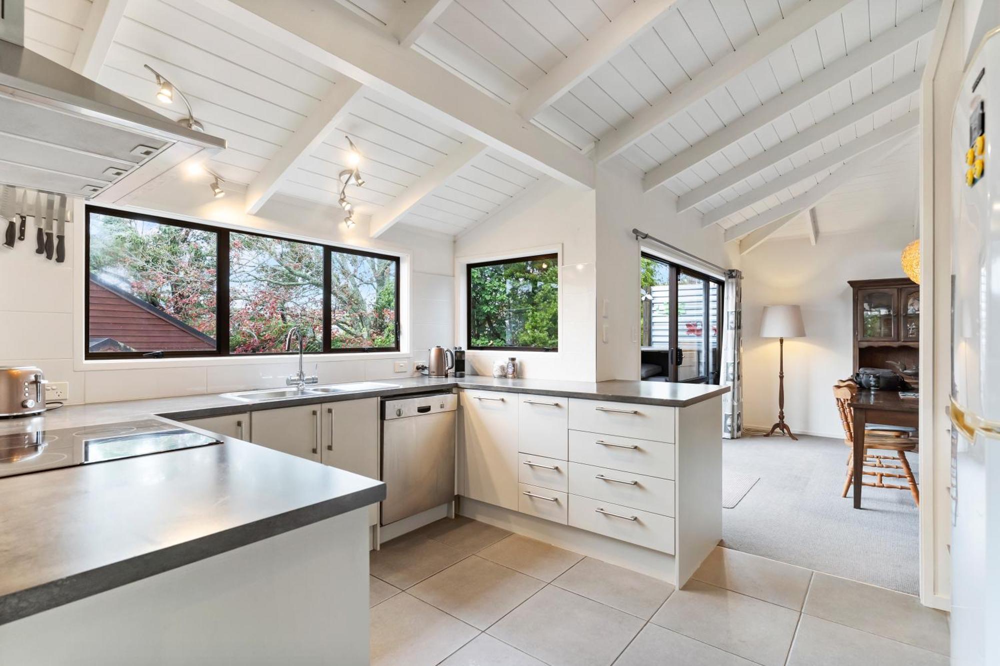 Waiake Family Retreat - * Auckland