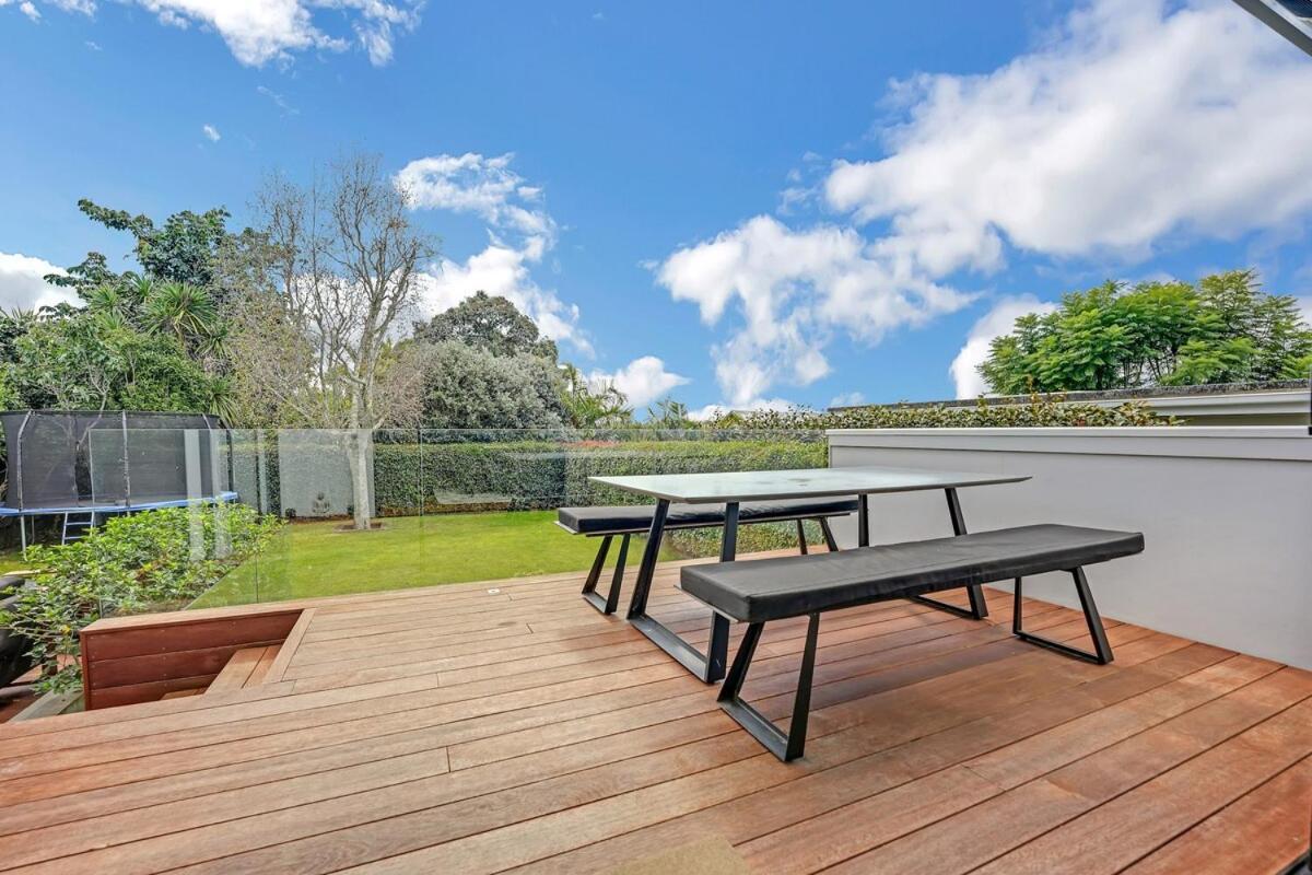 Architectural Gem In Grey Lynn Villa