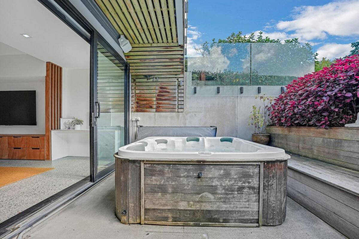 Architectural Gem In Grey Lynn Villa Auckland