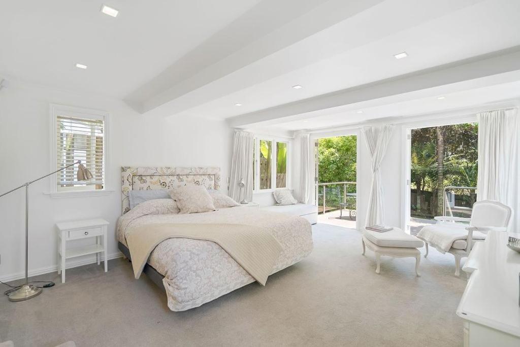 The On Anglesea Villa Auckland