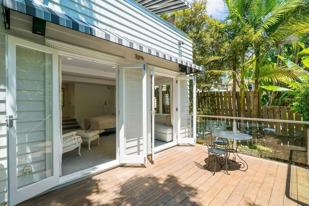 The On Anglesea * Auckland