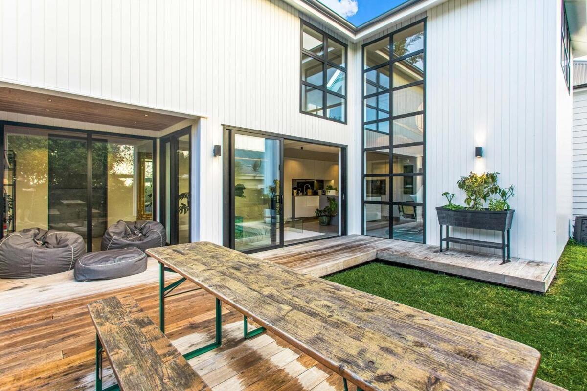Spectacular Luxury 4br 3 Bath Hot Tub