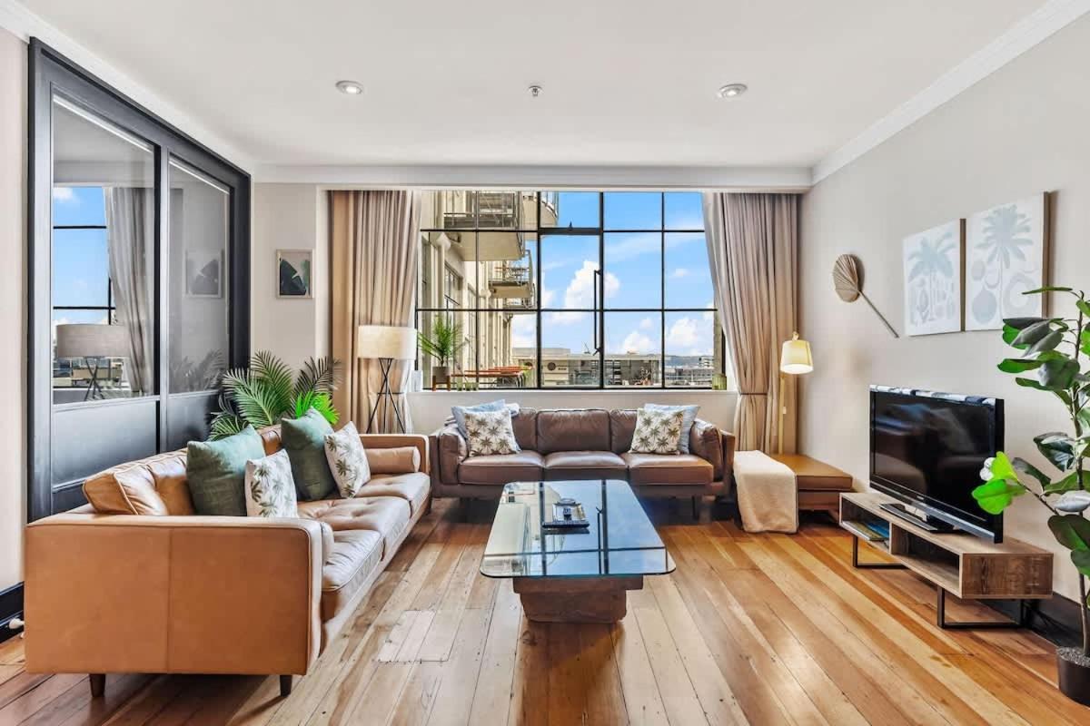 Apartment Spacious 2br In Cbd Pool Gym Parking *